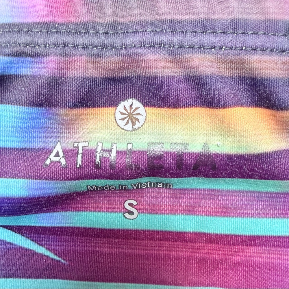 Athleta Laser Beam Sonar Capri leggings featuring a multicolor stripe pattern - Picture 7 of 9